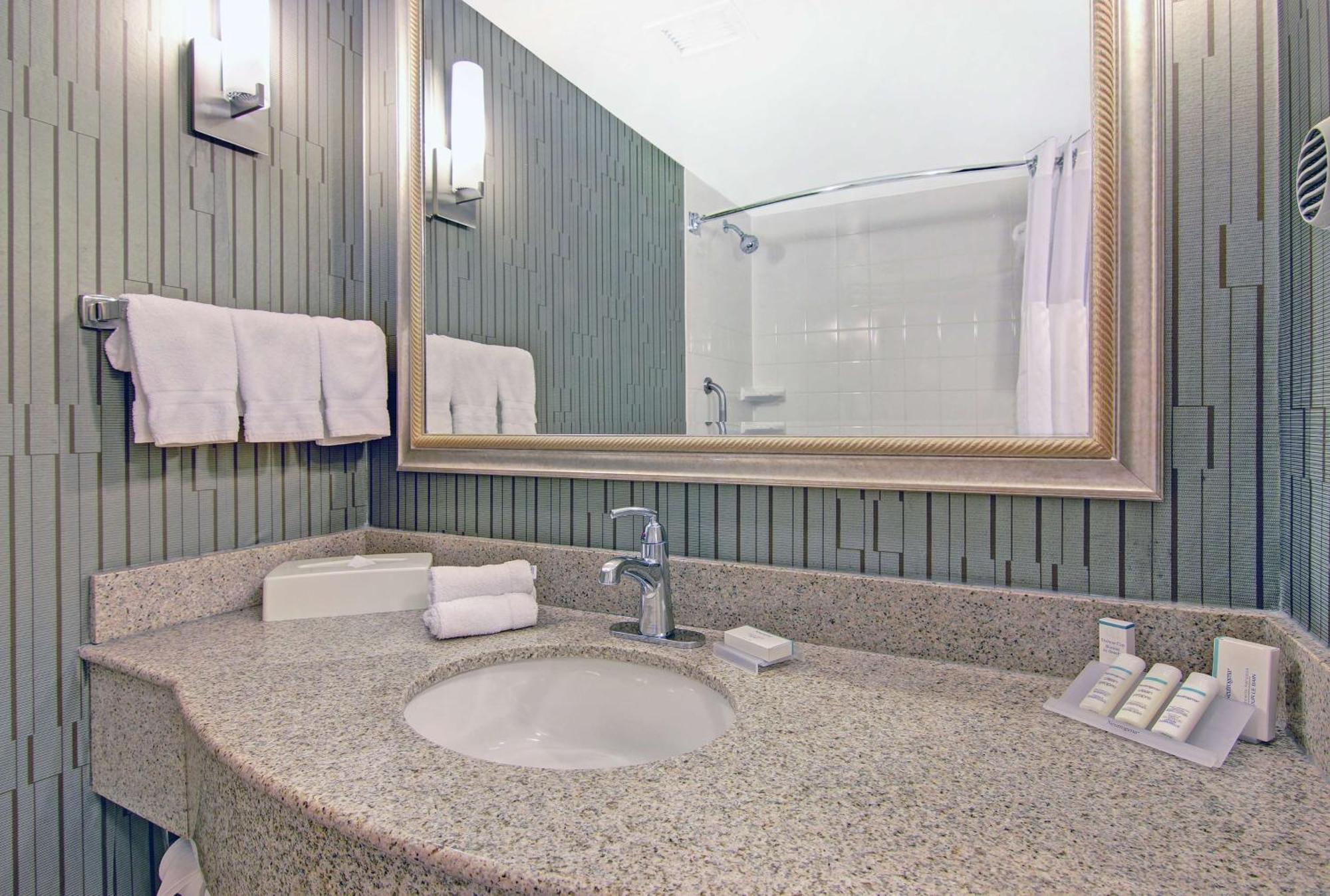 Hilton Garden Inn Toronto/Markham Thornhill Exteriör bild